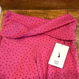 Nike Yoga Polka Dot Pink Leggings - small